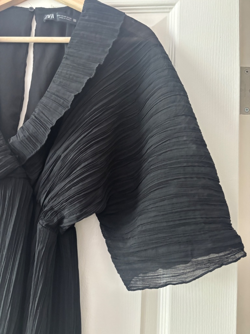 Zara Short Pleated Jumpsuit - Black Size XS - Picture 7 of 11